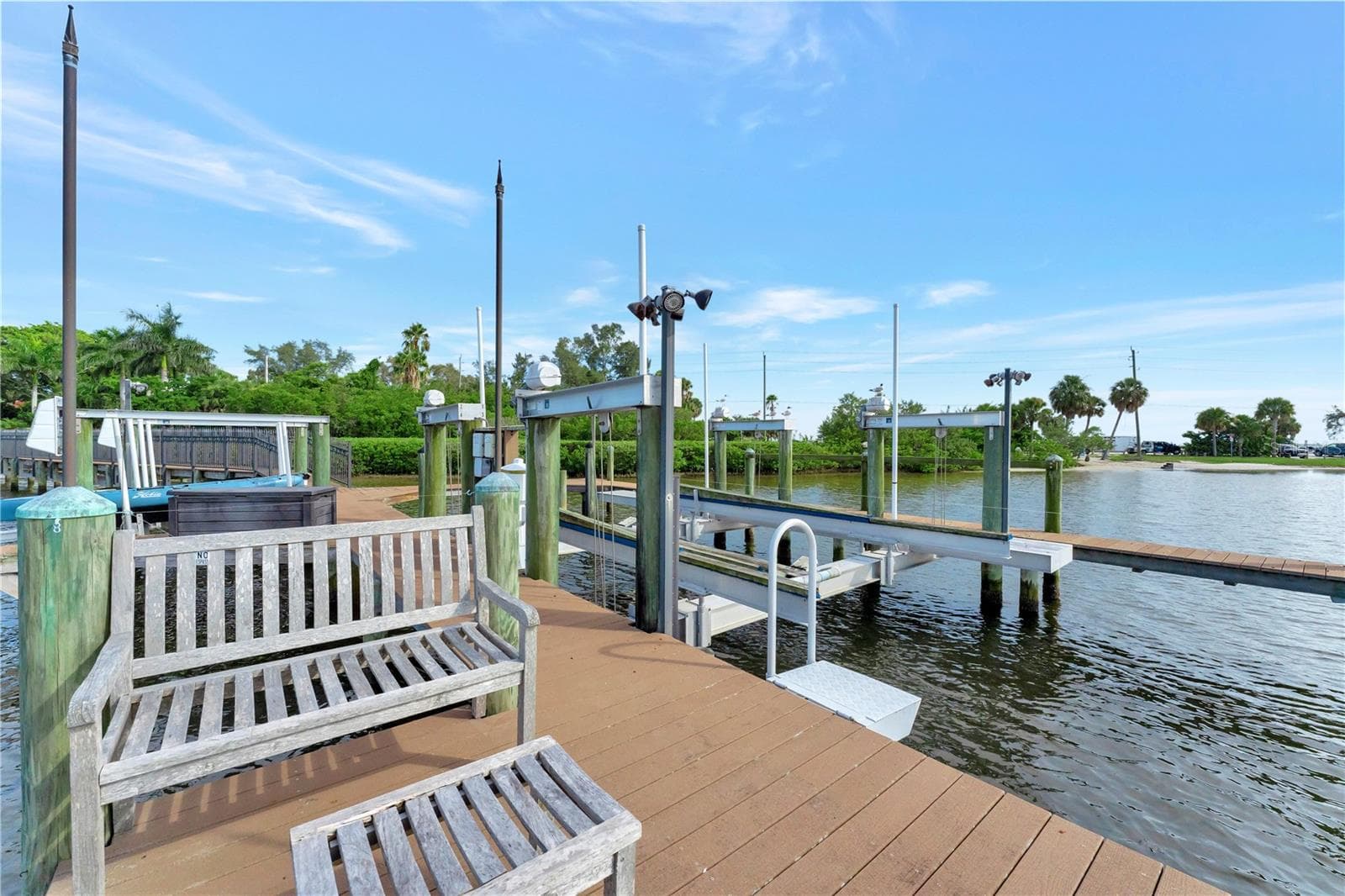 40,000 Pound Boat Lift - 416 81ST ST W, BRADENTON