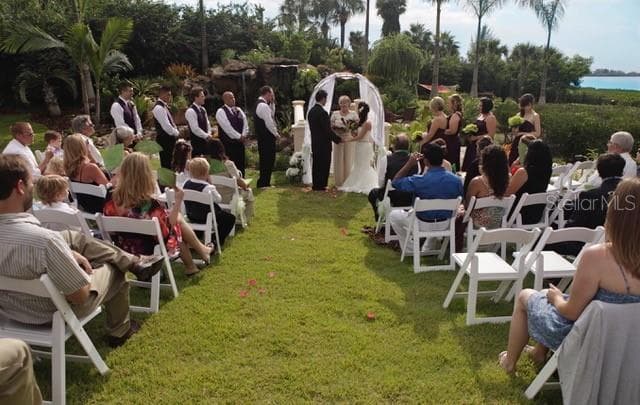 Family Wedding - 416 81ST ST W, BRADENTON