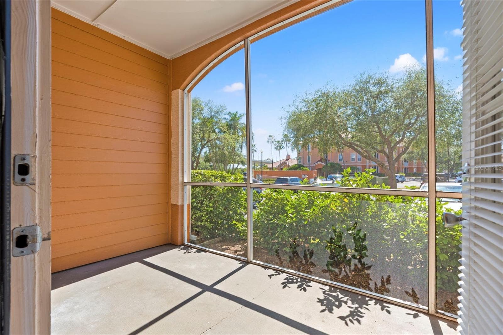 Screened in Lanai - 5000 CULBREATH KEY WAY #1-107, TAMPA