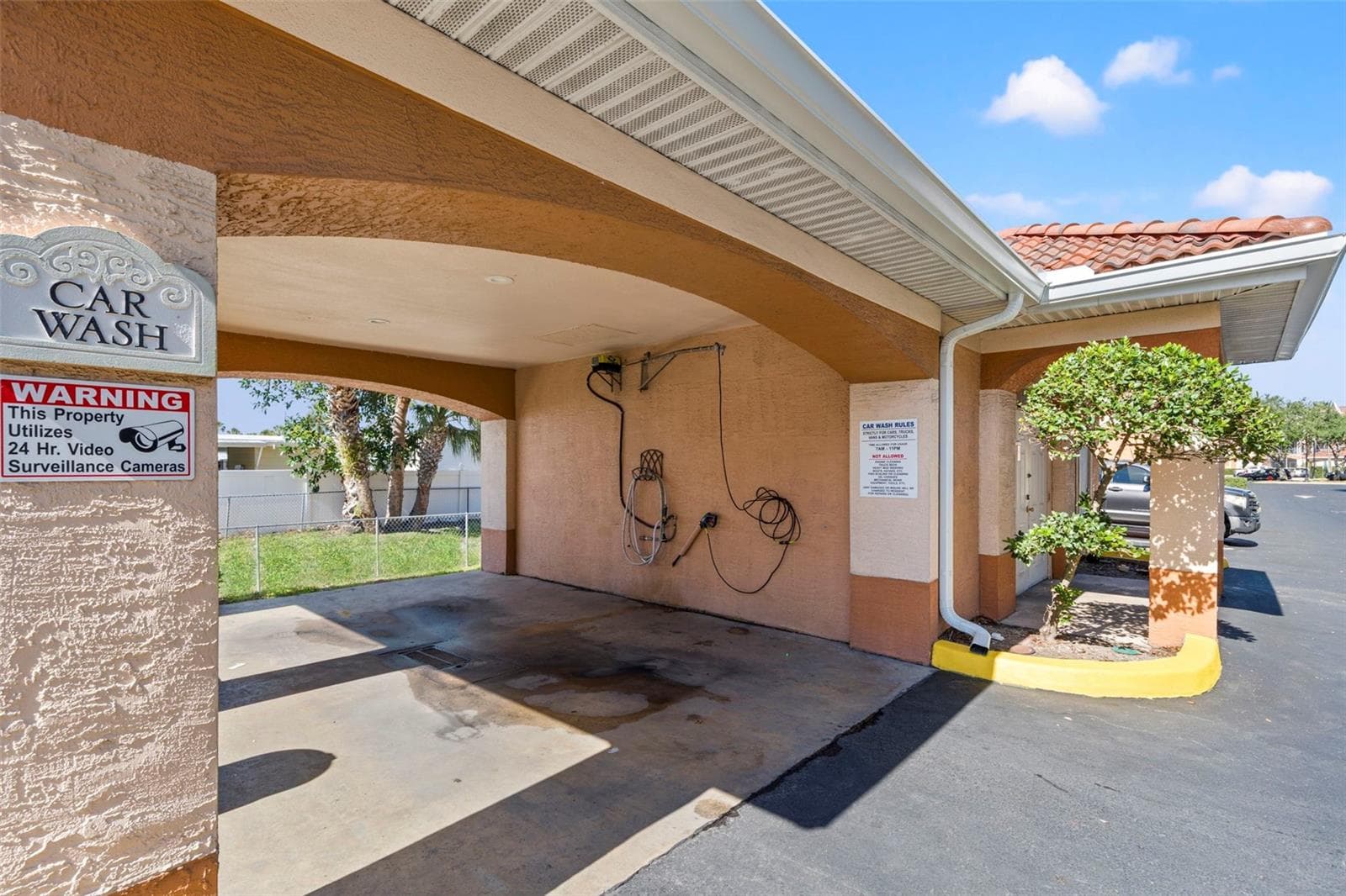 Car Wash Station - 5000 CULBREATH KEY WAY #1-107, TAMPA