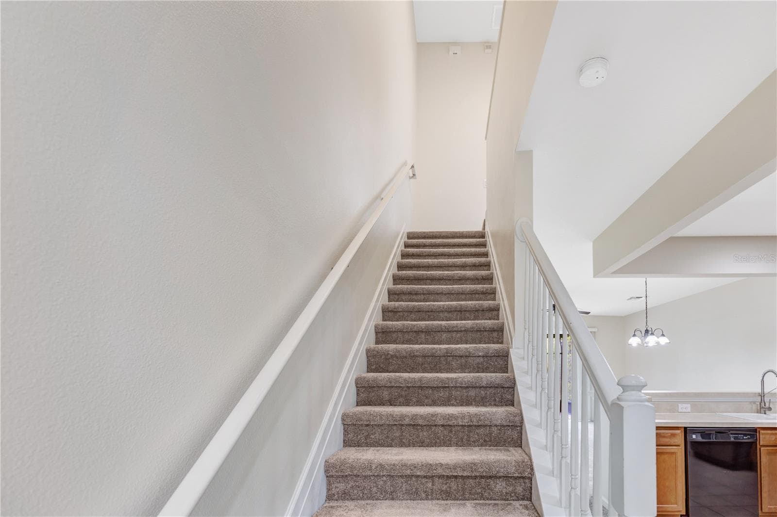 Townhouse at 10135 POST HARVEST DR, RIVERVIEW, photo 15 of 42