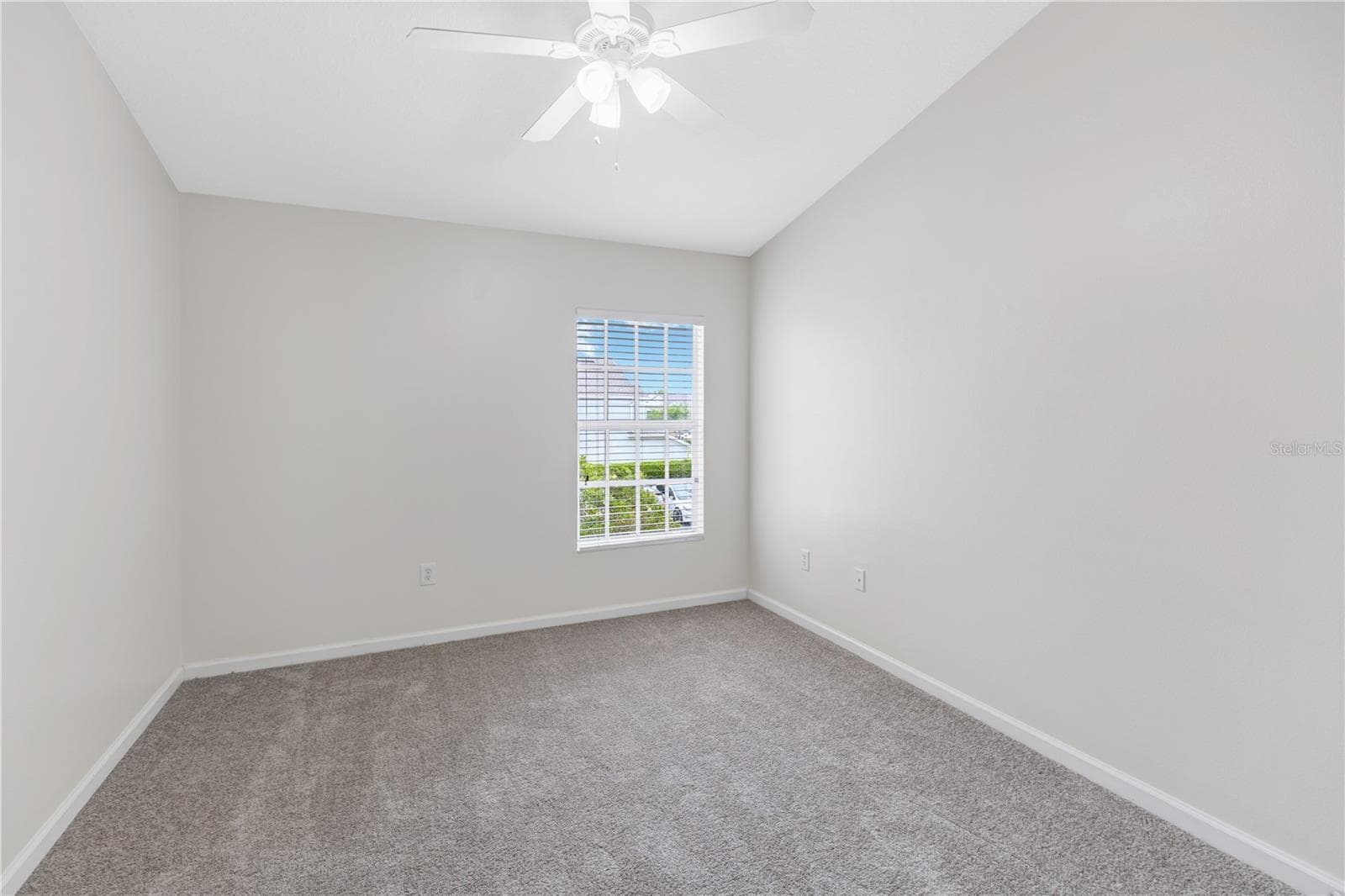 Townhouse at 10135 POST HARVEST DR, RIVERVIEW, photo 31 of 42