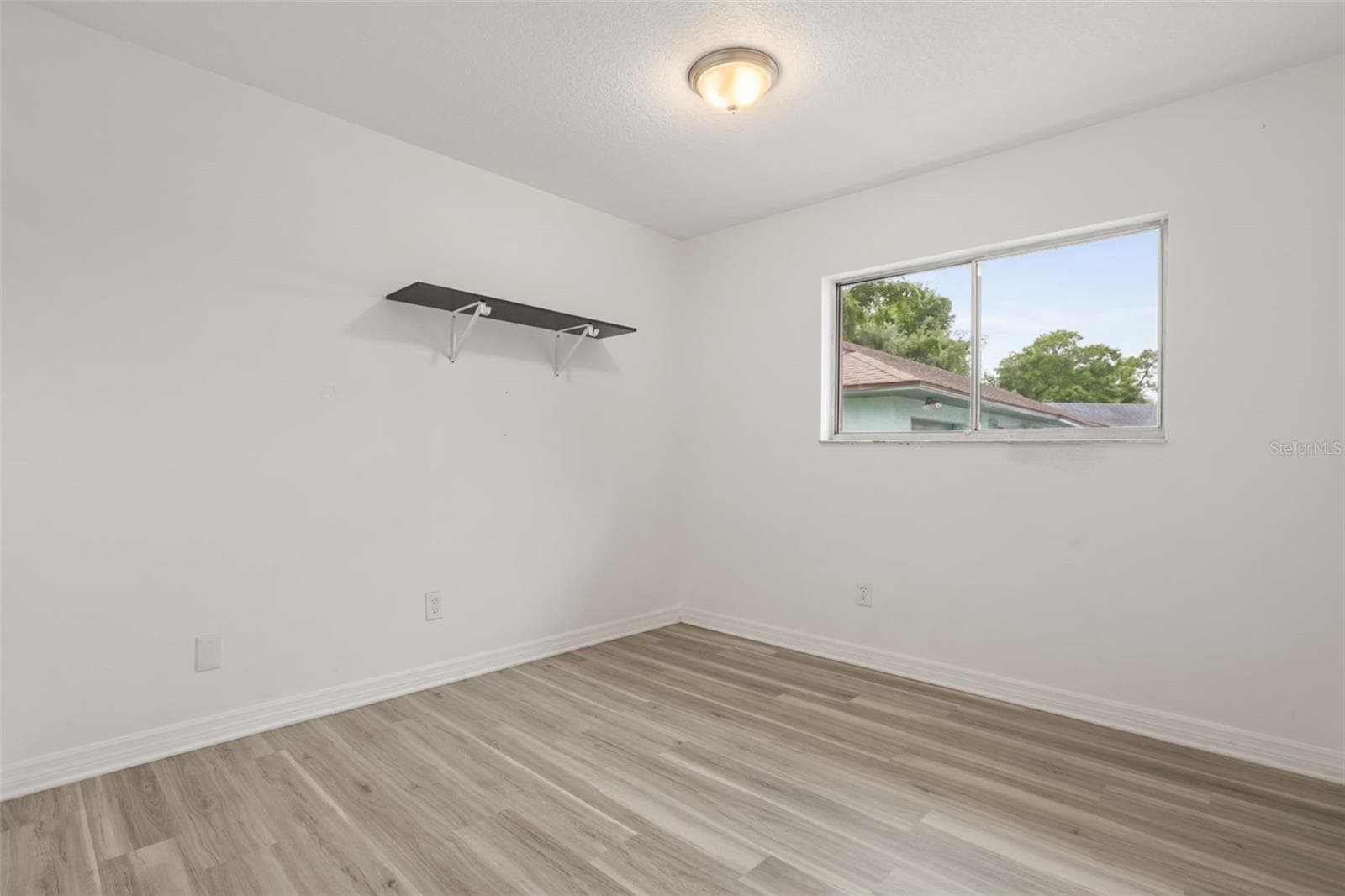 Single Family Residence at 4650 BOCA VISTA CT, ORLANDO, photo 13 of 25