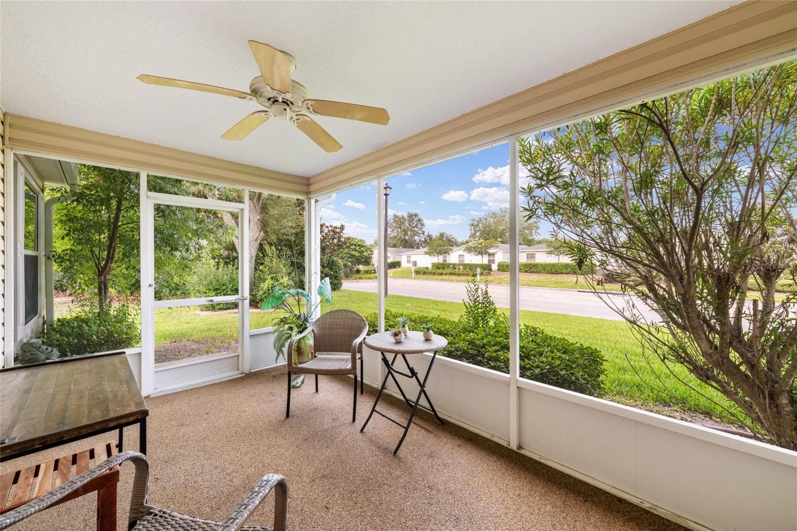 Single Family Residence at 991 BARRYMOORE LOOP, THE VILLAGES, photo 21 of 29