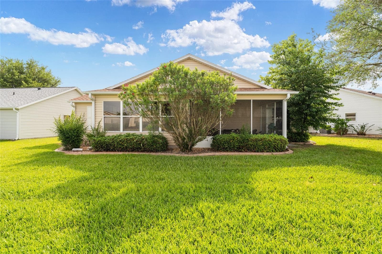 Single Family Residence at 991 BARRYMOORE LOOP, THE VILLAGES, photo 24 of 29