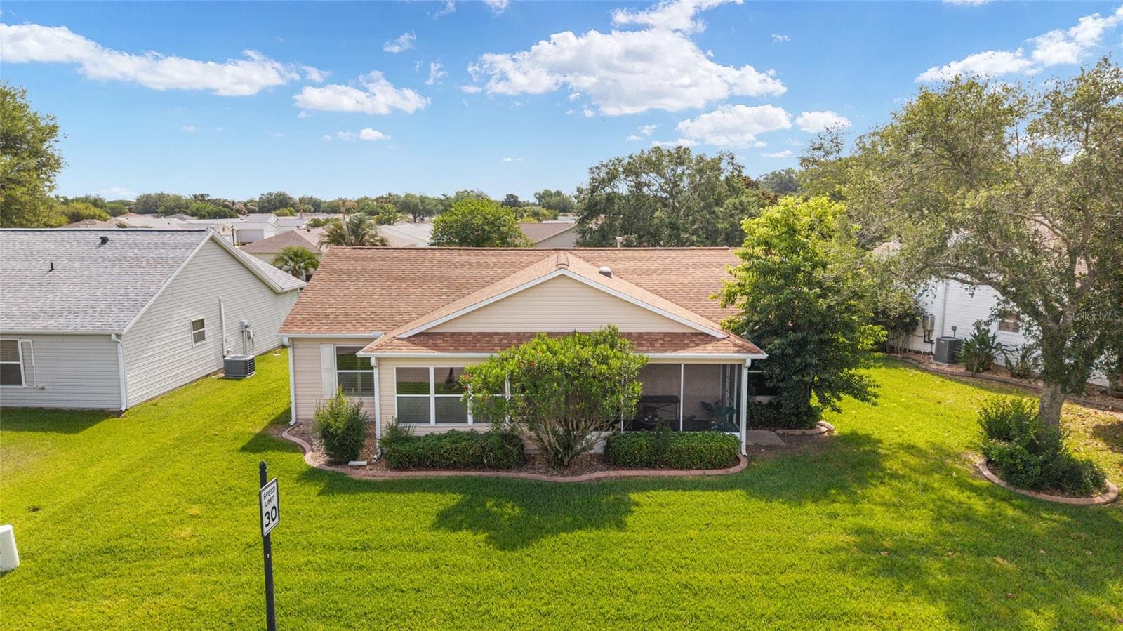 Single Family Residence at 991 BARRYMOORE LOOP, THE VILLAGES, photo 27 of 29