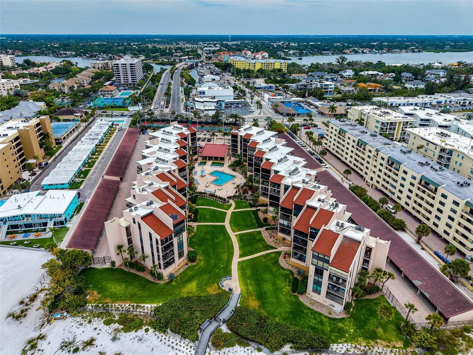 Condominium at 6480 MIDNIGHT PASS RD #503, SARASOTA, photo 59 of 61