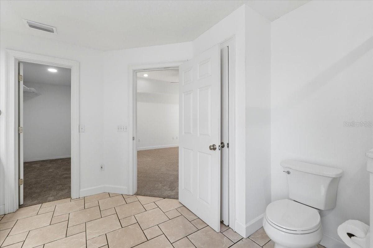 Single Family Residence at 5628 WOODWIND HILLS DR, LAKELAND, photo 43 of 84