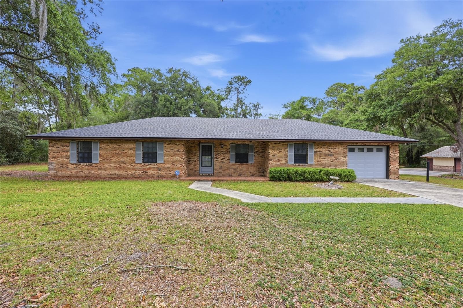Single Family Residence at 4803 W STATE ROAD 238, LAKE BUTLER, photo 3 of 35