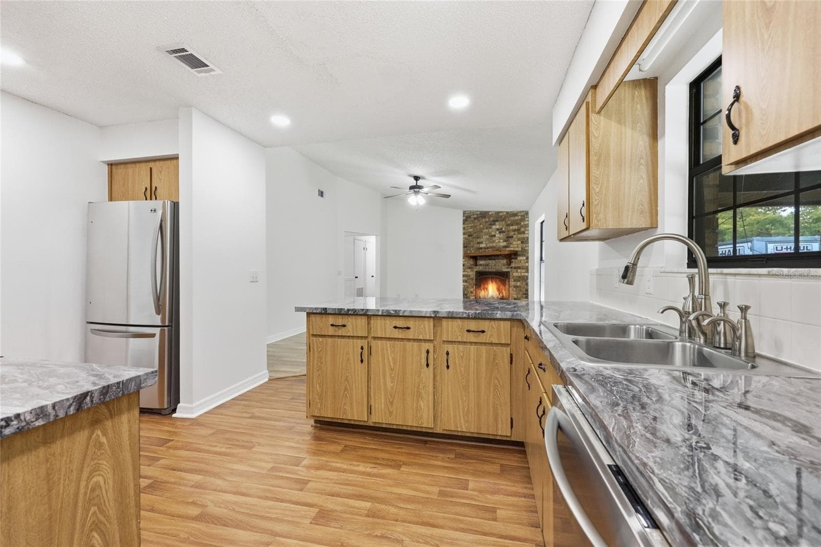 Single Family Residence at 4803 W STATE ROAD 238, LAKE BUTLER, photo 7 of 35