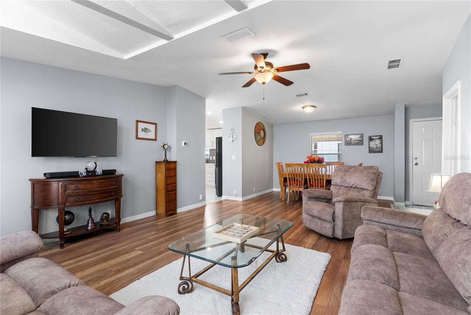 LIVINGROOM - 9426 STAR GAZER LN, RIVERVIEW