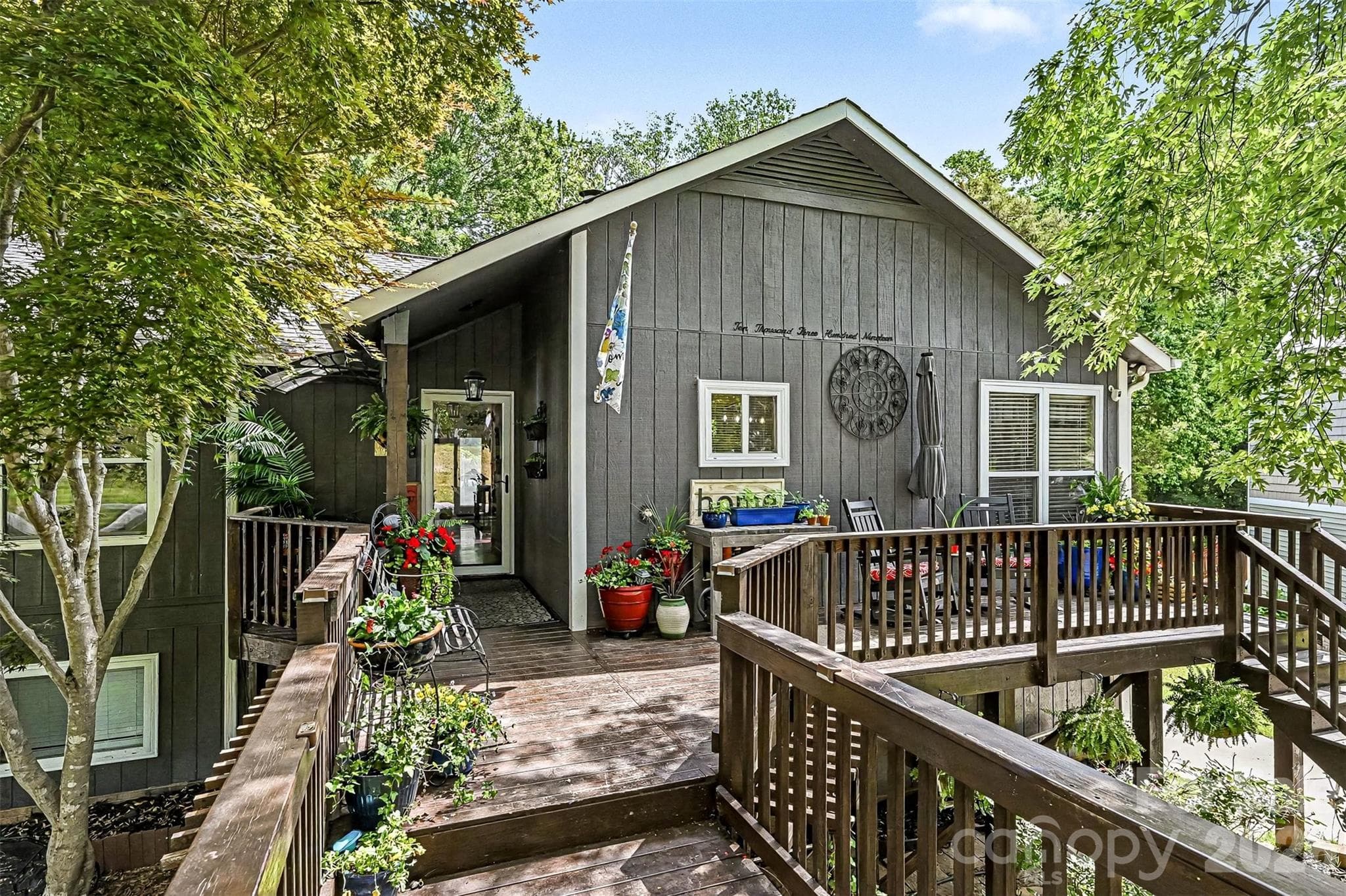 Single Family Residence at 10319 Camelback Circle, Charlotte, photo 3 of 39