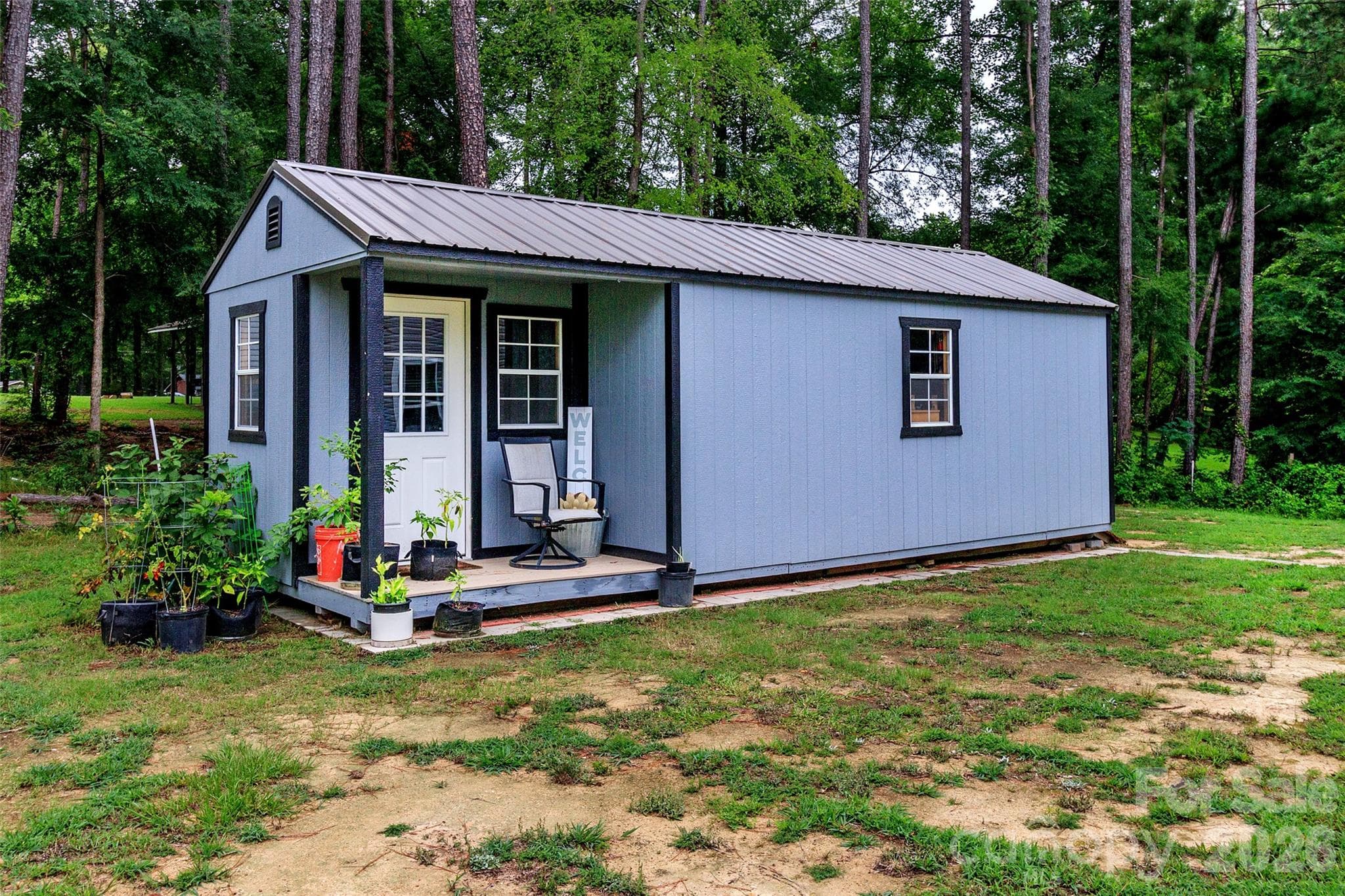 Amazing storage shed - 900 Providence Road, Lancaster