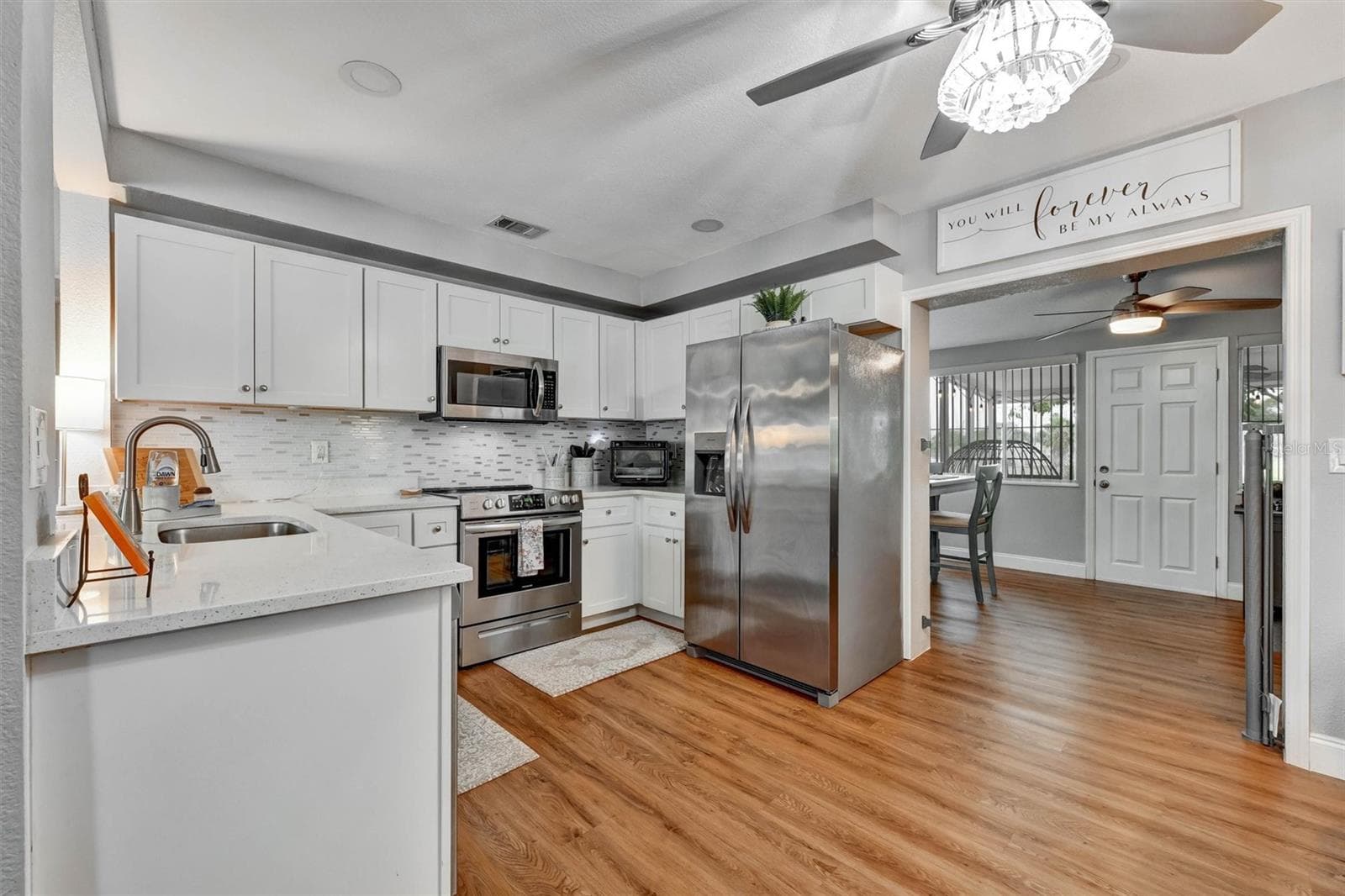 Single Family Residence at 1224 BELLEVUE BLVD, CLEARWATER, photo 7 of 31