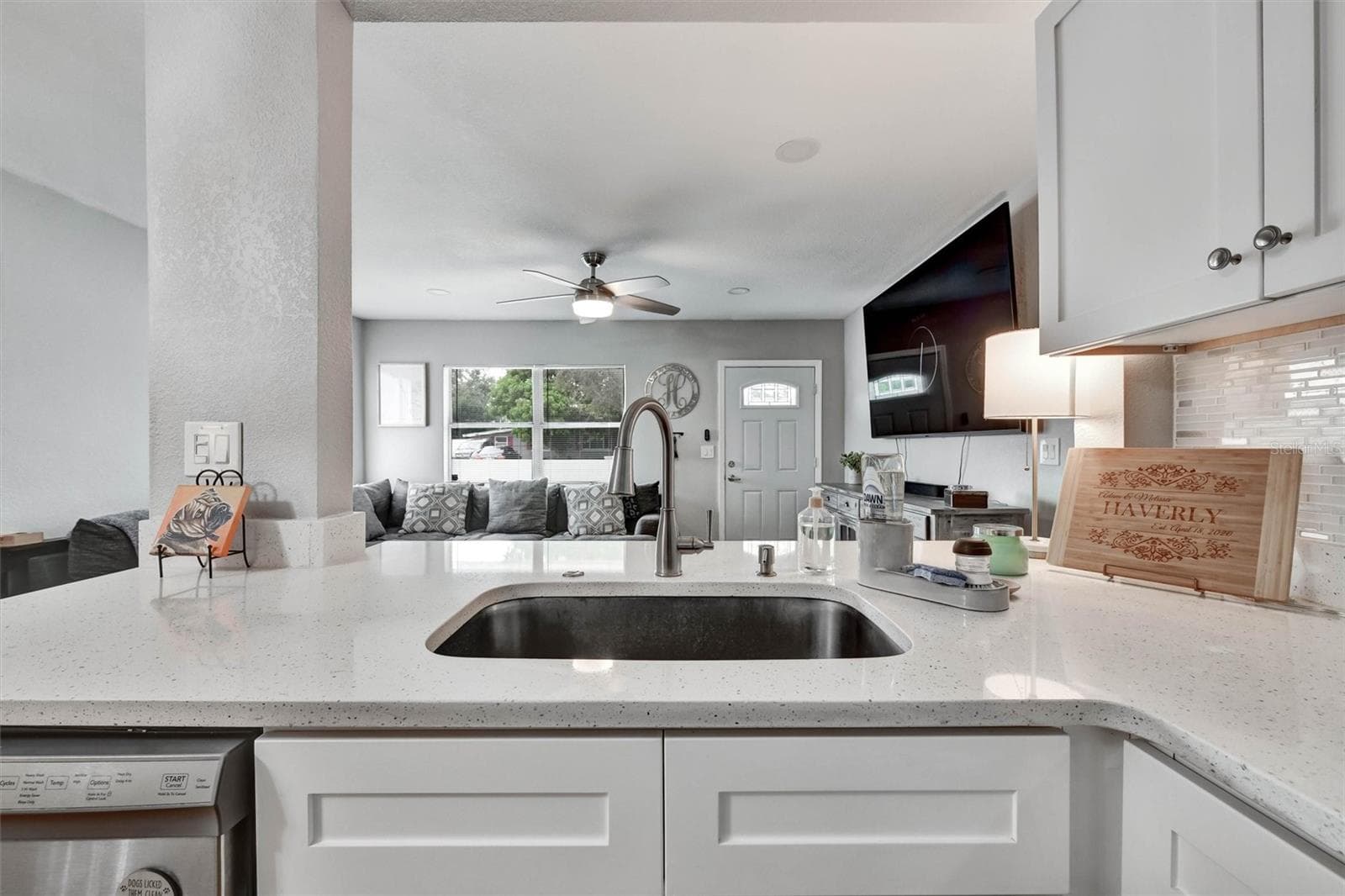 Single Family Residence at 1224 BELLEVUE BLVD, CLEARWATER, photo 11 of 31