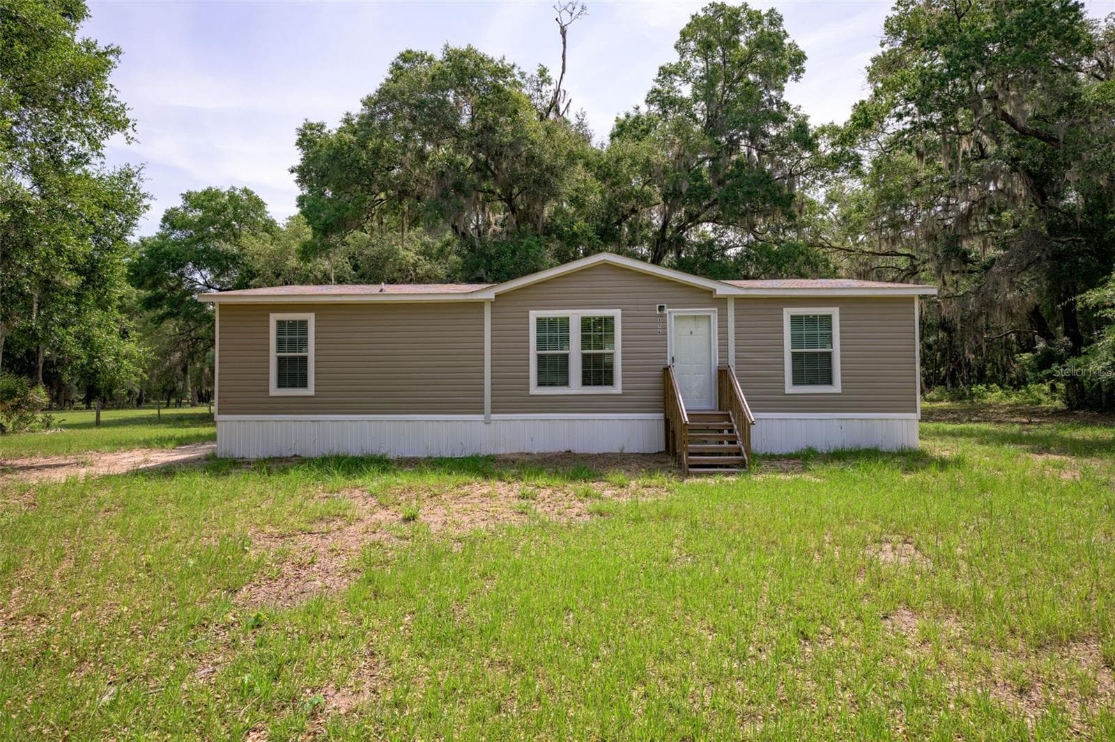 Manufactured Home at 374 SISCO RD, POMONA PARK, photo 2 of 40