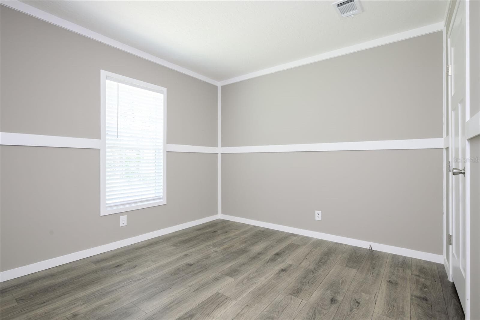 Manufactured Home at 374 SISCO RD, POMONA PARK, photo 13 of 40