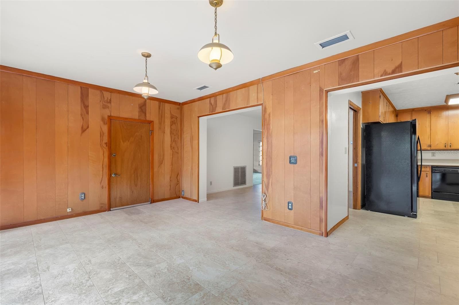 Single Family Residence at 2616 S TORONTO AVE, TAMPA, photo 13 of 51