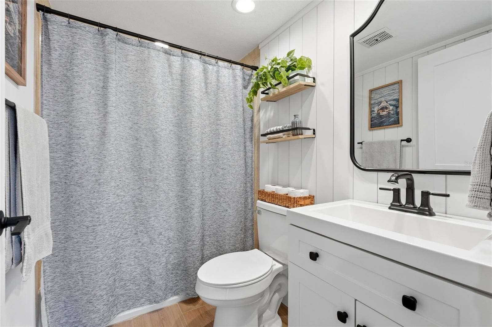Single Family Residence at 3052 HERON PL, CLEARWATER, photo 10 of 52