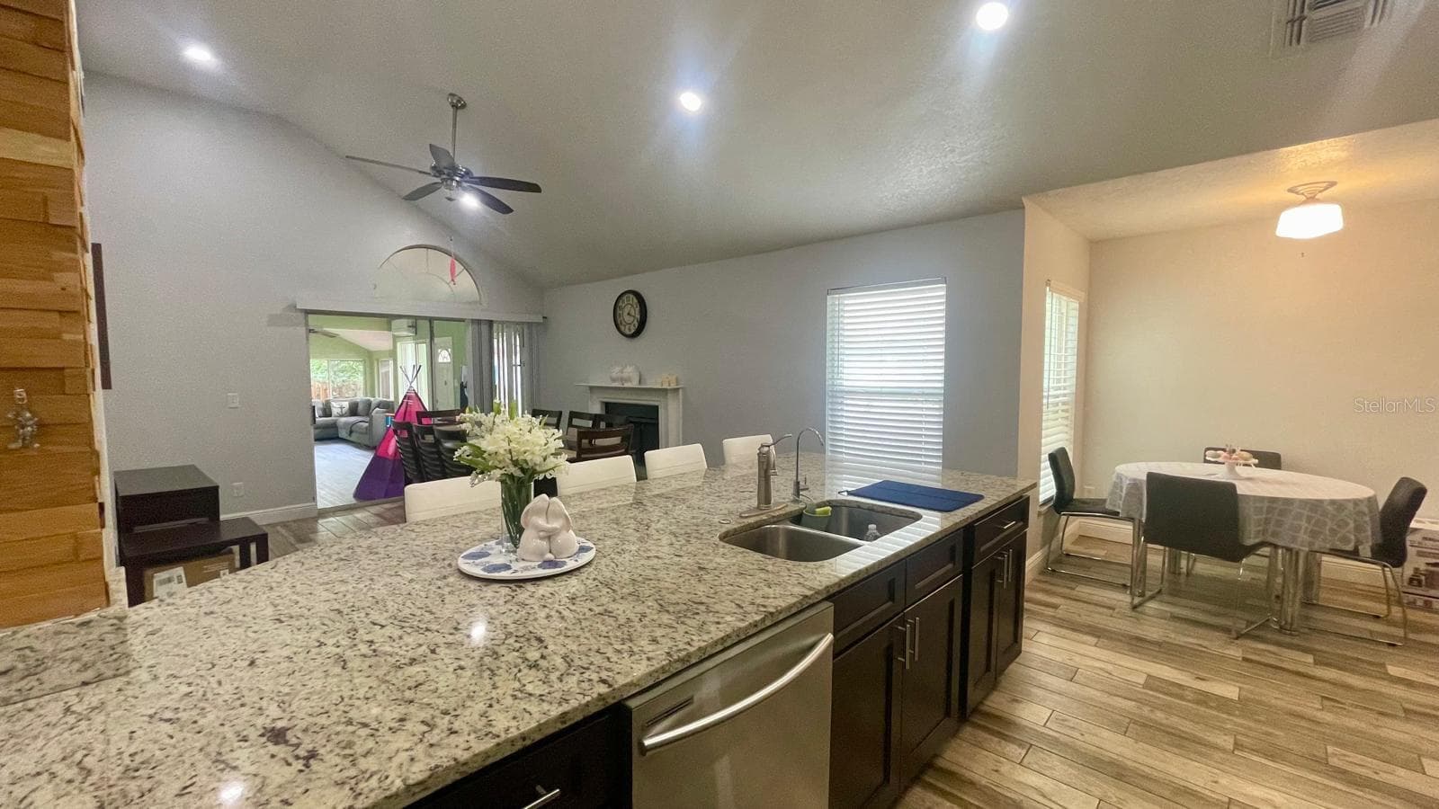 Single Family Residence at 1044 NIN ST, ORLANDO, photo 18 of 56