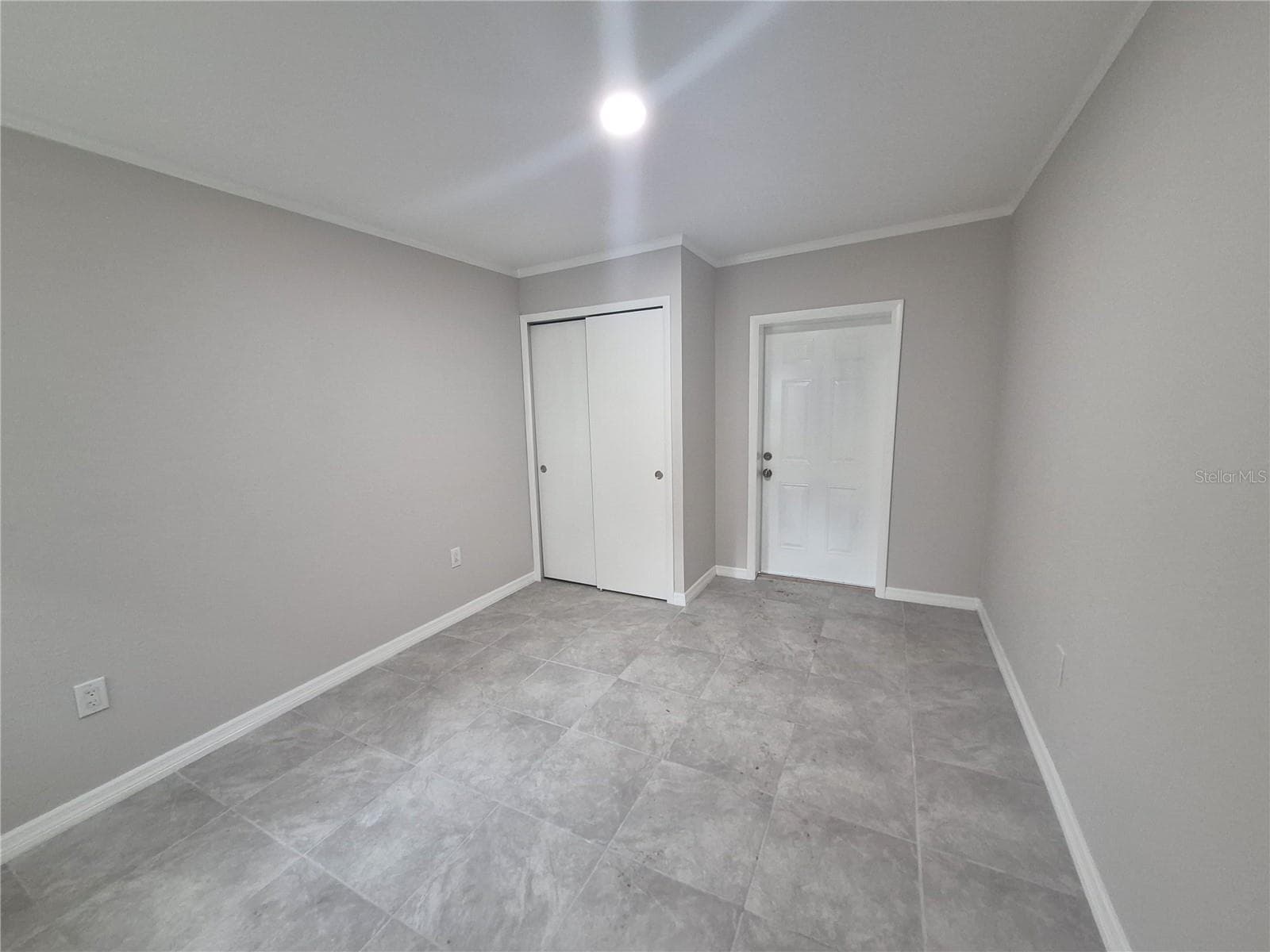 Single Family Residence at 15 N WASHINGTON ST, BEVERLY HILLS, photo 8 of 25