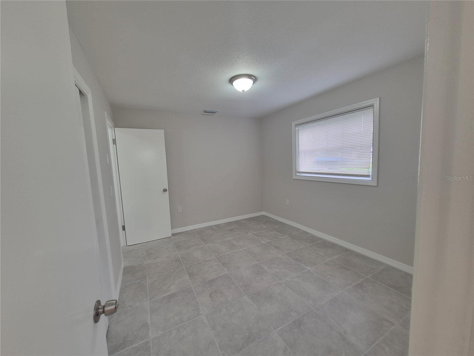 Single Family Residence at 15 N WASHINGTON ST, BEVERLY HILLS, photo 16 of 25