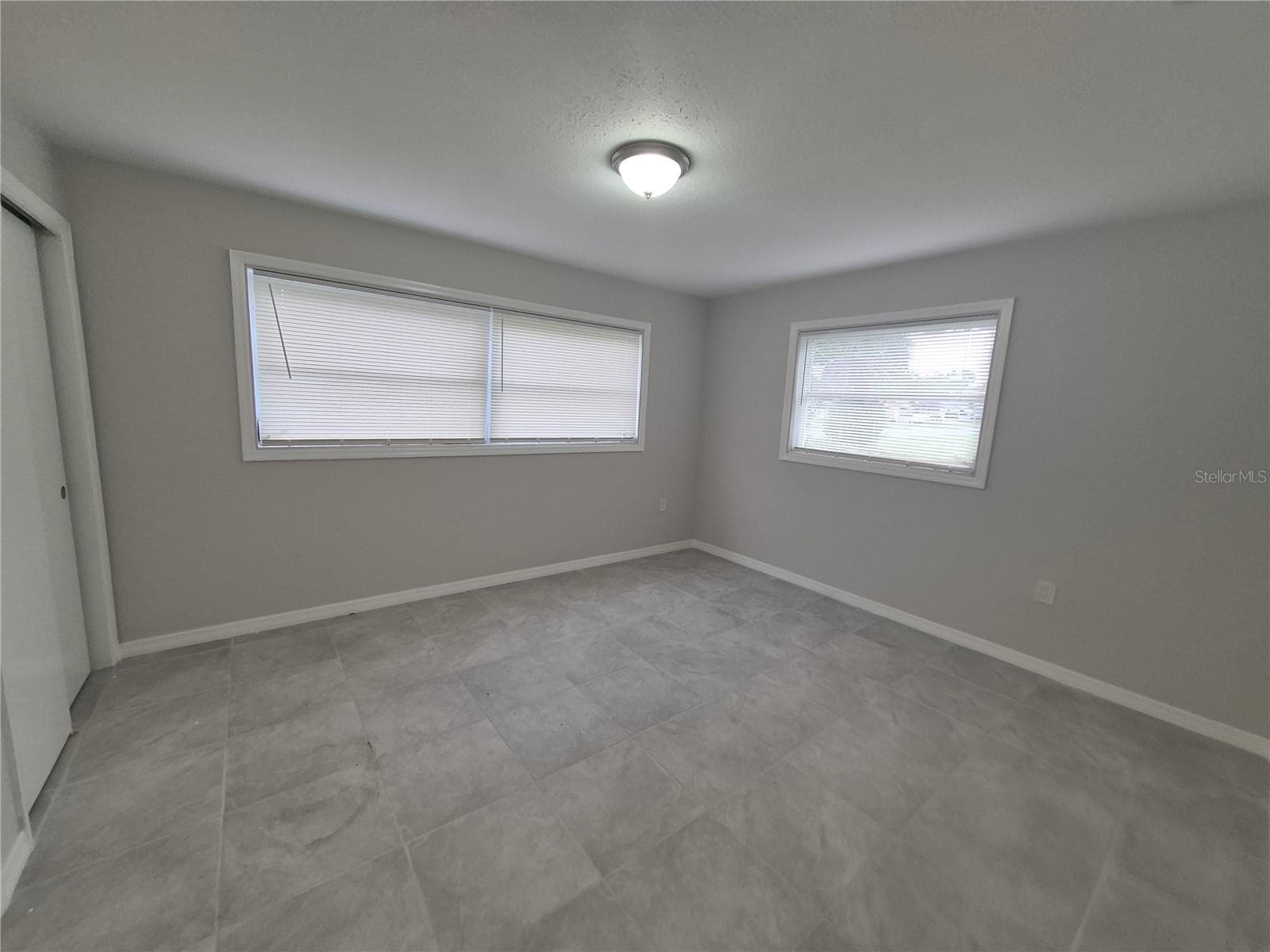 Single Family Residence at 15 N WASHINGTON ST, BEVERLY HILLS, photo 20 of 25