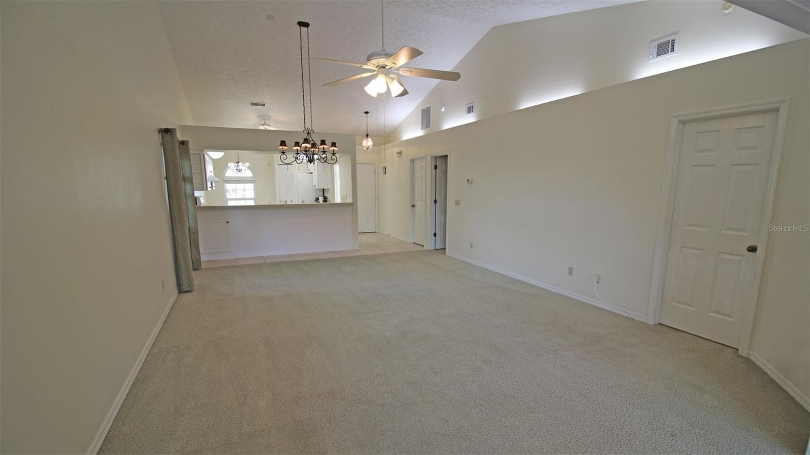 Villa at 704 MORAY DR, INVERNESS, photo 14 of 40