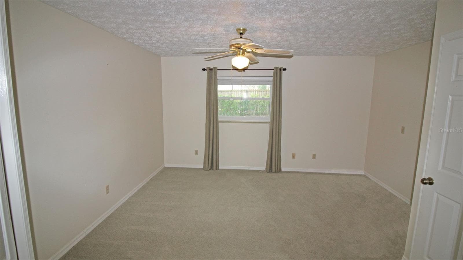 Villa at 704 MORAY DR, INVERNESS, photo 20 of 40