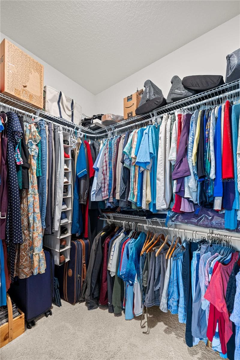 walk-in closet - 8237 SW 78TH TERRACE RD, OCALA