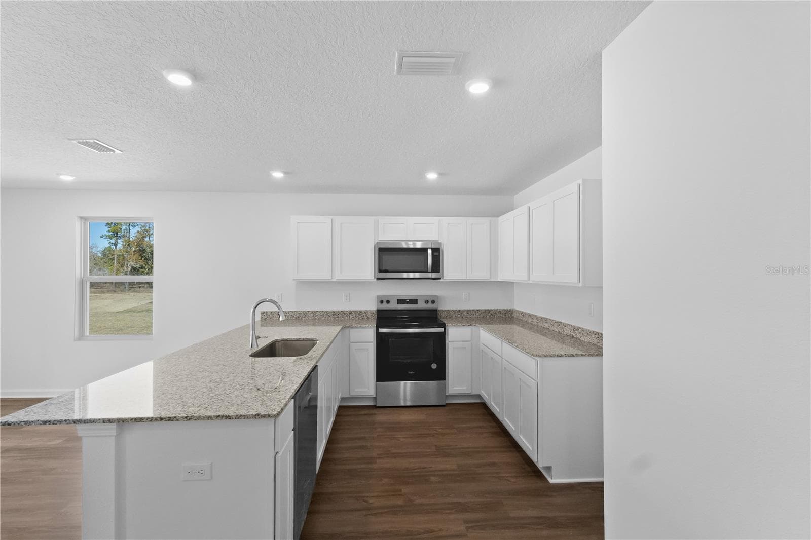 Single Family Residence at 14288 NW 162ND PL, ALACHUA, photo 6 of 24