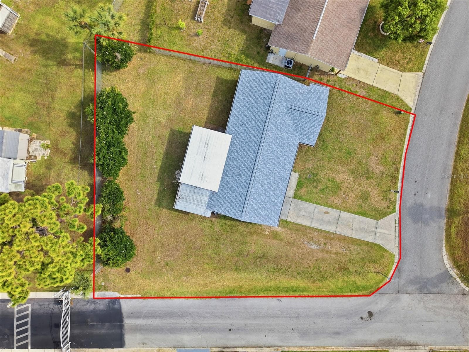 Single Family Residence at 10737 FILLMORE AVE, PORT RICHEY, photo 4 of 44