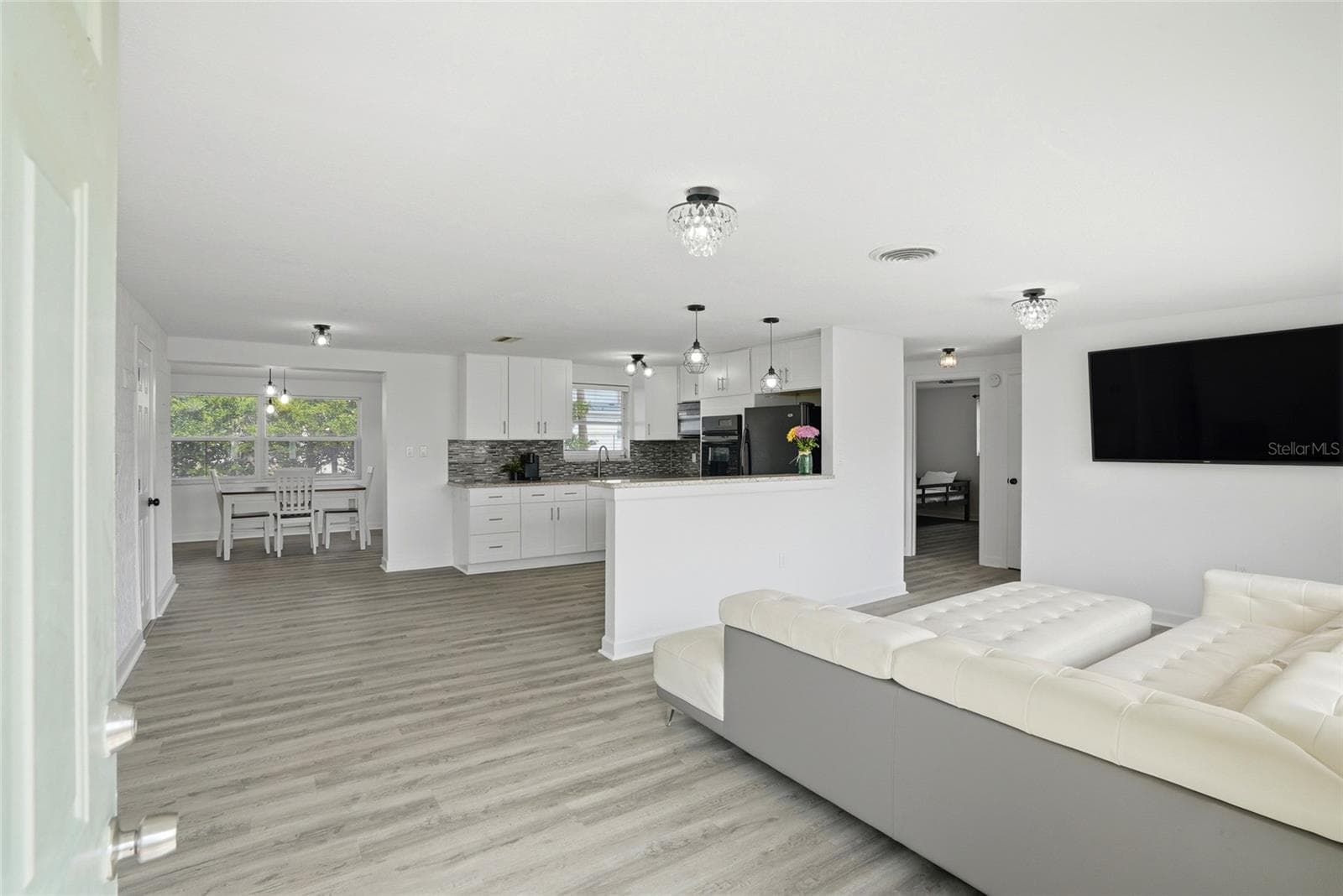 Single Family Residence at 10737 FILLMORE AVE, PORT RICHEY, photo 11 of 44
