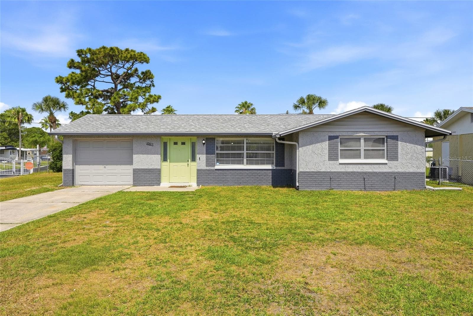 Single Family Residence at 10737 FILLMORE AVE, PORT RICHEY, photo 34 of 44