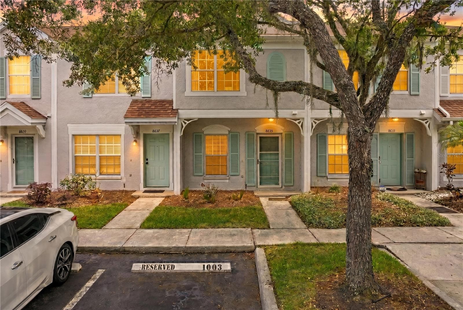 8635 HUNTERS KEY CIR