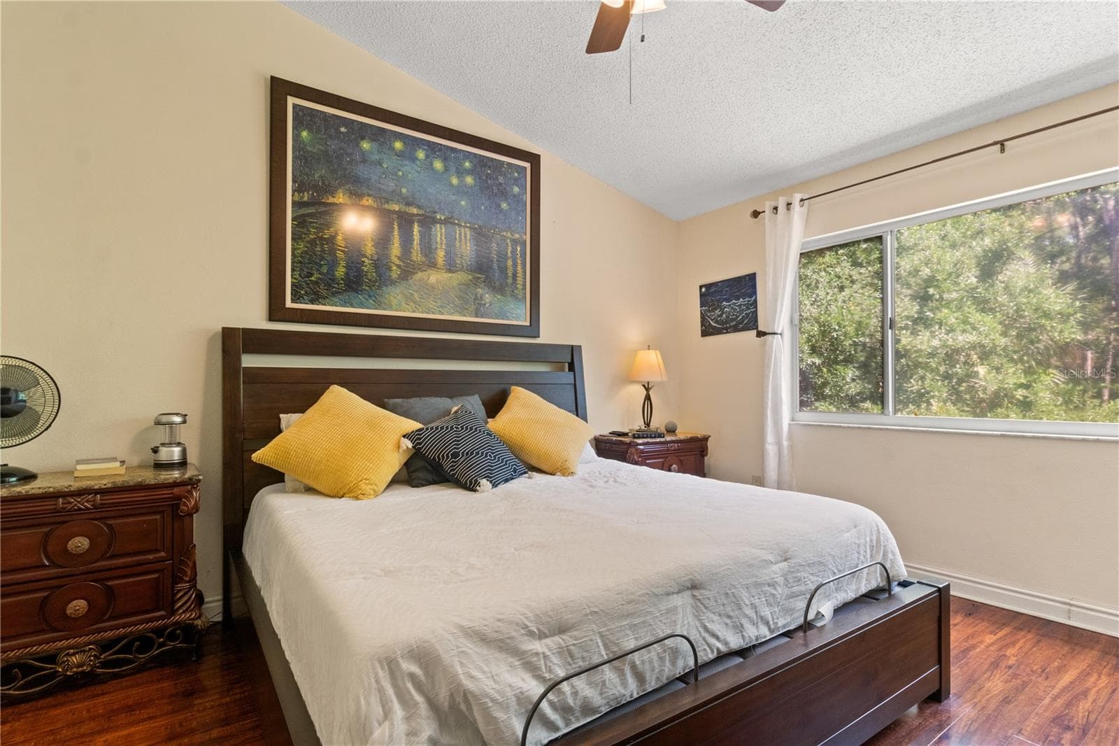 Townhouse at 8635 HUNTERS KEY CIR, TAMPA, photo 6 of 27