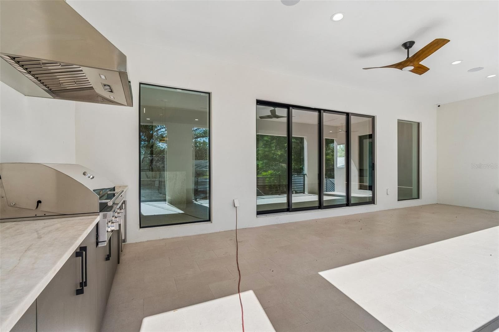 Single Family Residence at 206 S TREASURE DR, TAMPA, photo 27 of 74