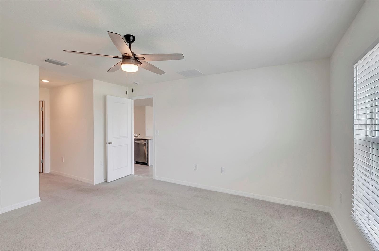 Single Family Residence at 810 ACE OUTLAW AVE, RUSKIN, photo 21 of 39