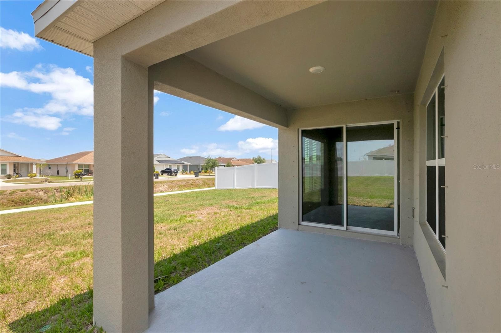 Single Family Residence at 810 ACE OUTLAW AVE, RUSKIN, photo 37 of 39