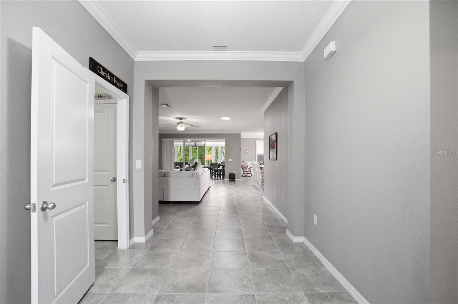 Single Family Residence at 13897 BLYTHEWOOD DR, SPRING HILL, photo 5 of 85