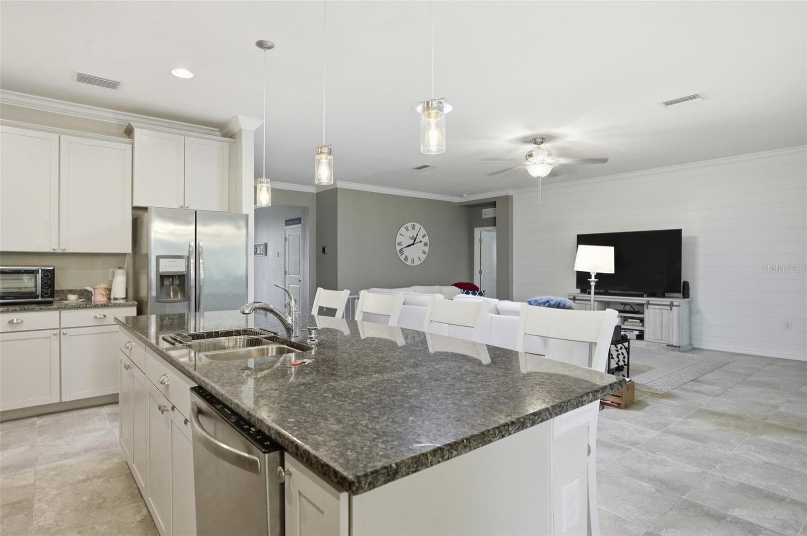 Single Family Residence at 13897 BLYTHEWOOD DR, SPRING HILL, photo 19 of 85