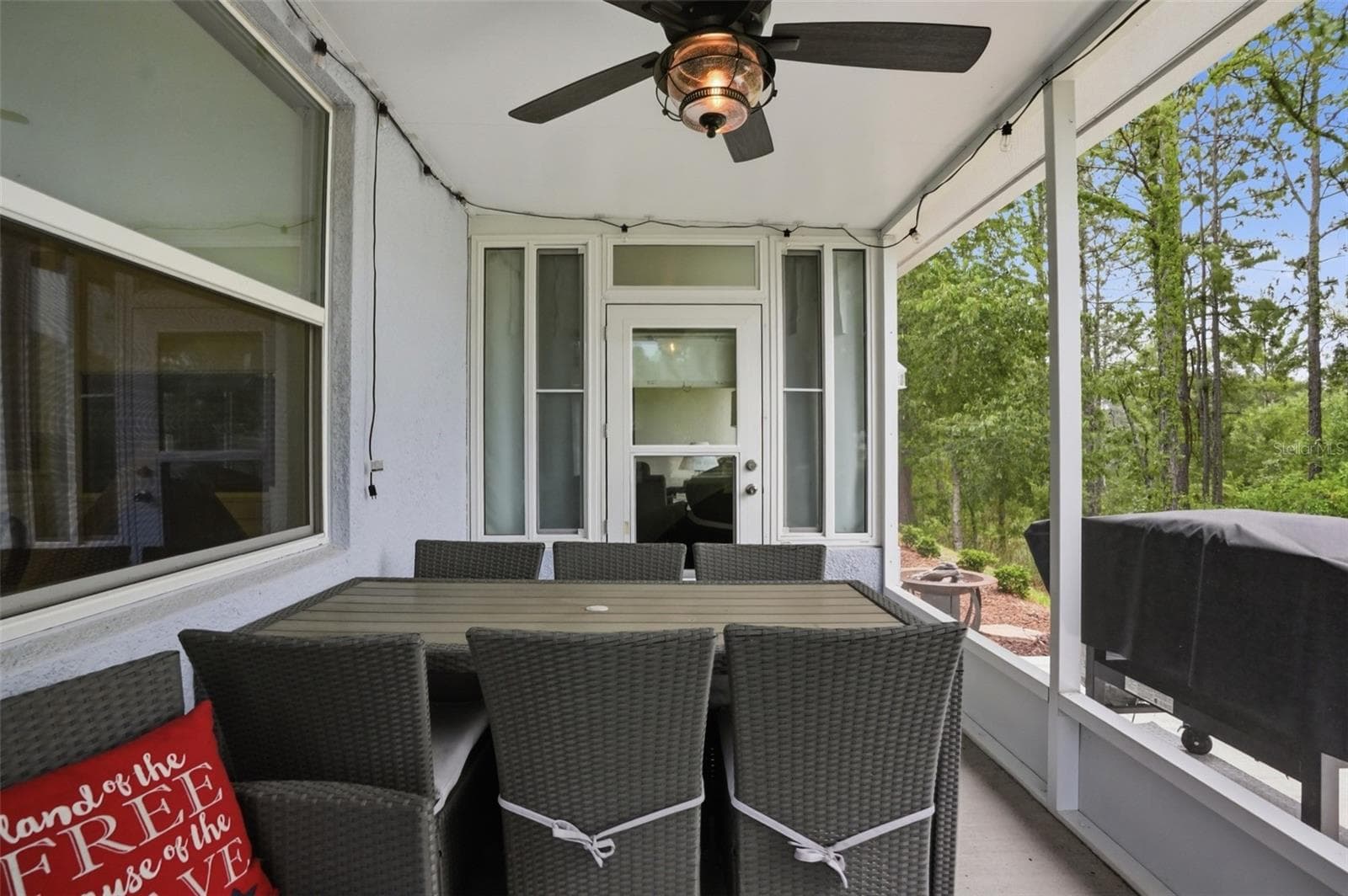 Single Family Residence at 13897 BLYTHEWOOD DR, SPRING HILL, photo 50 of 85
