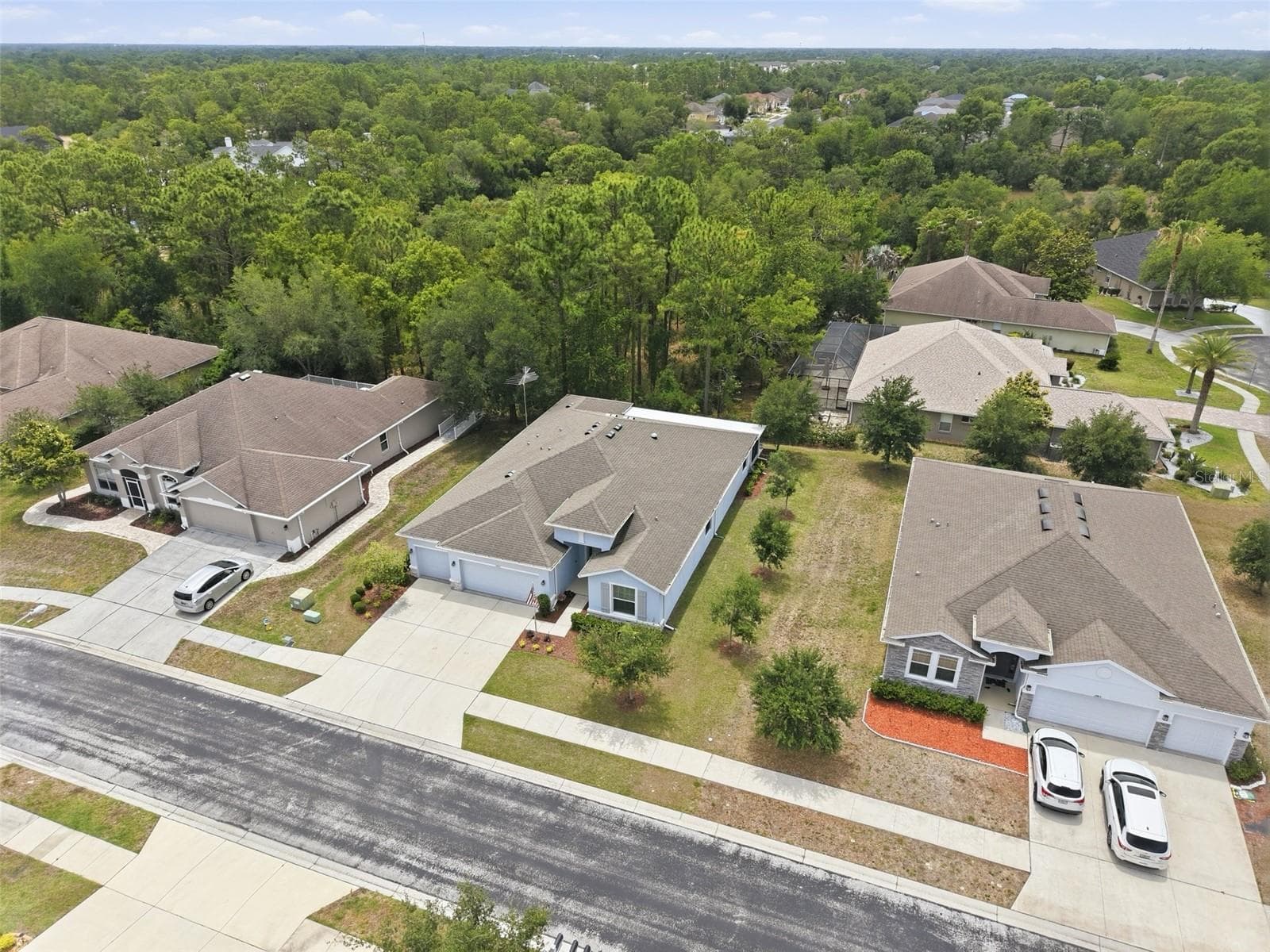 Single Family Residence at 13897 BLYTHEWOOD DR, SPRING HILL, photo 62 of 85