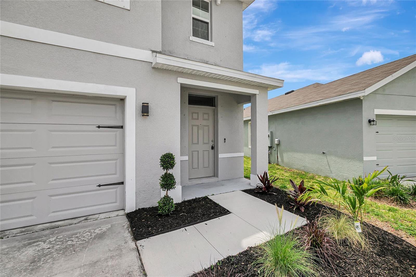 Single Family Residence at 17038 WAVE TRESSLE PL, WIMAUMA, photo 5 of 47