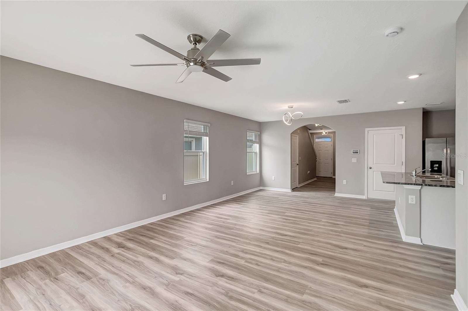 Single Family Residence at 17038 WAVE TRESSLE PL, WIMAUMA, photo 11 of 47