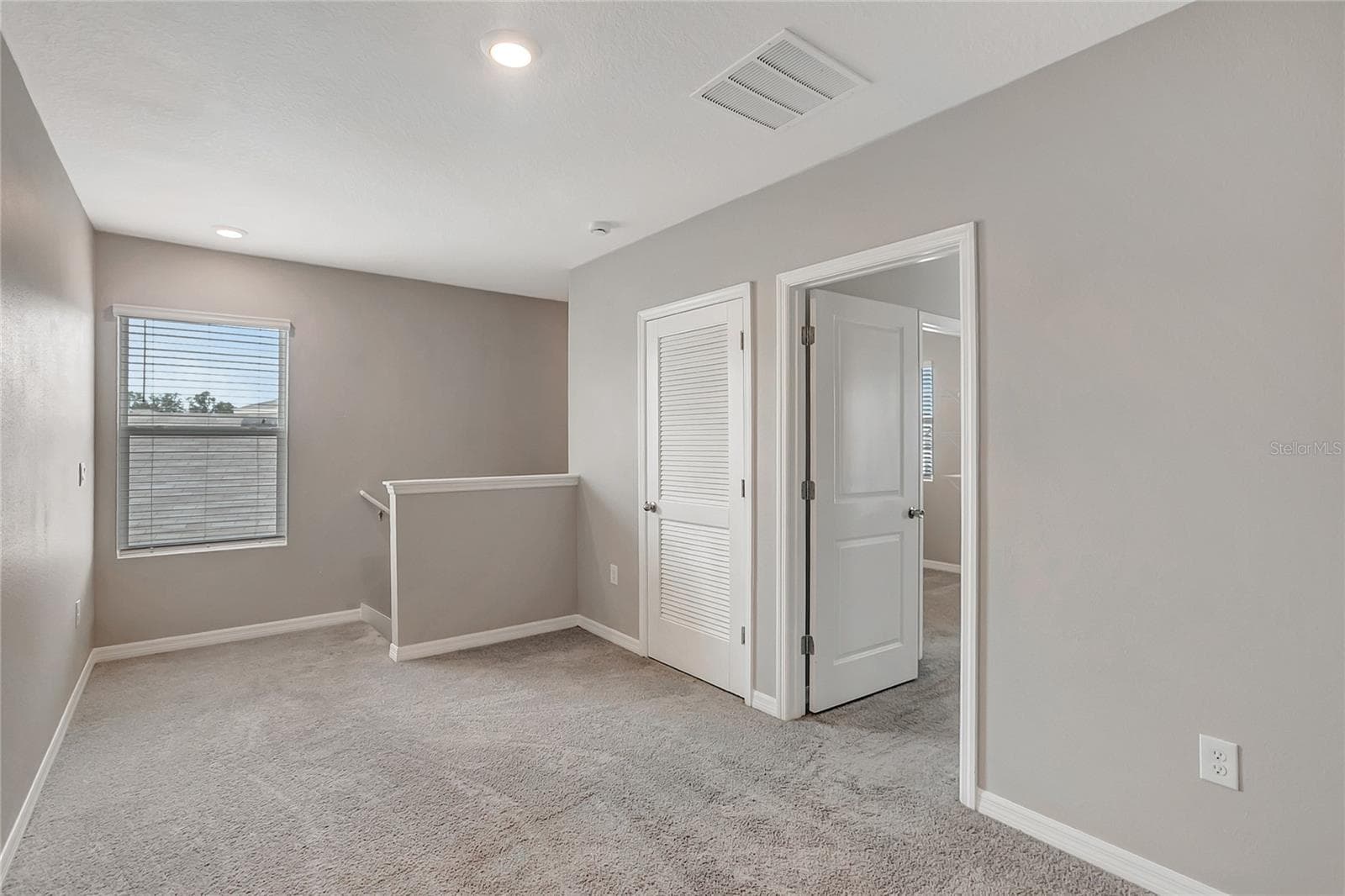 Single Family Residence at 17038 WAVE TRESSLE PL, WIMAUMA, photo 24 of 47