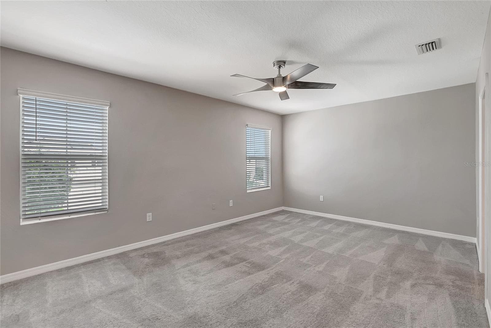 Single Family Residence at 17038 WAVE TRESSLE PL, WIMAUMA, photo 28 of 47