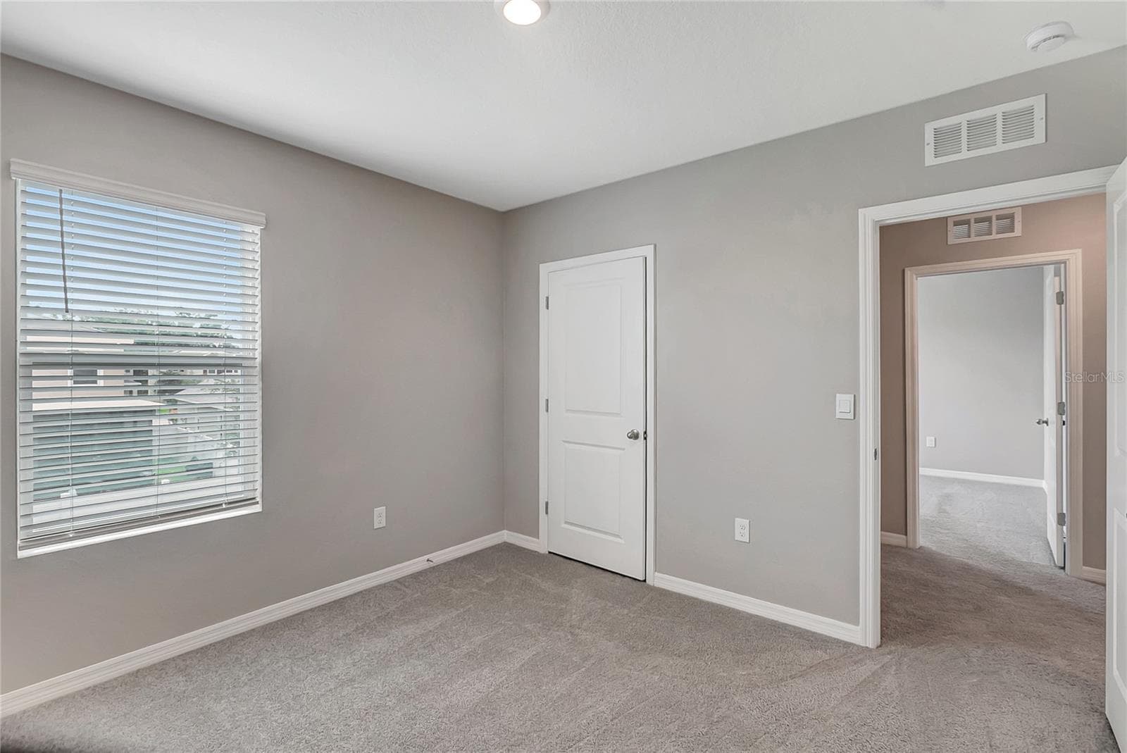 Single Family Residence at 17038 WAVE TRESSLE PL, WIMAUMA, photo 37 of 47