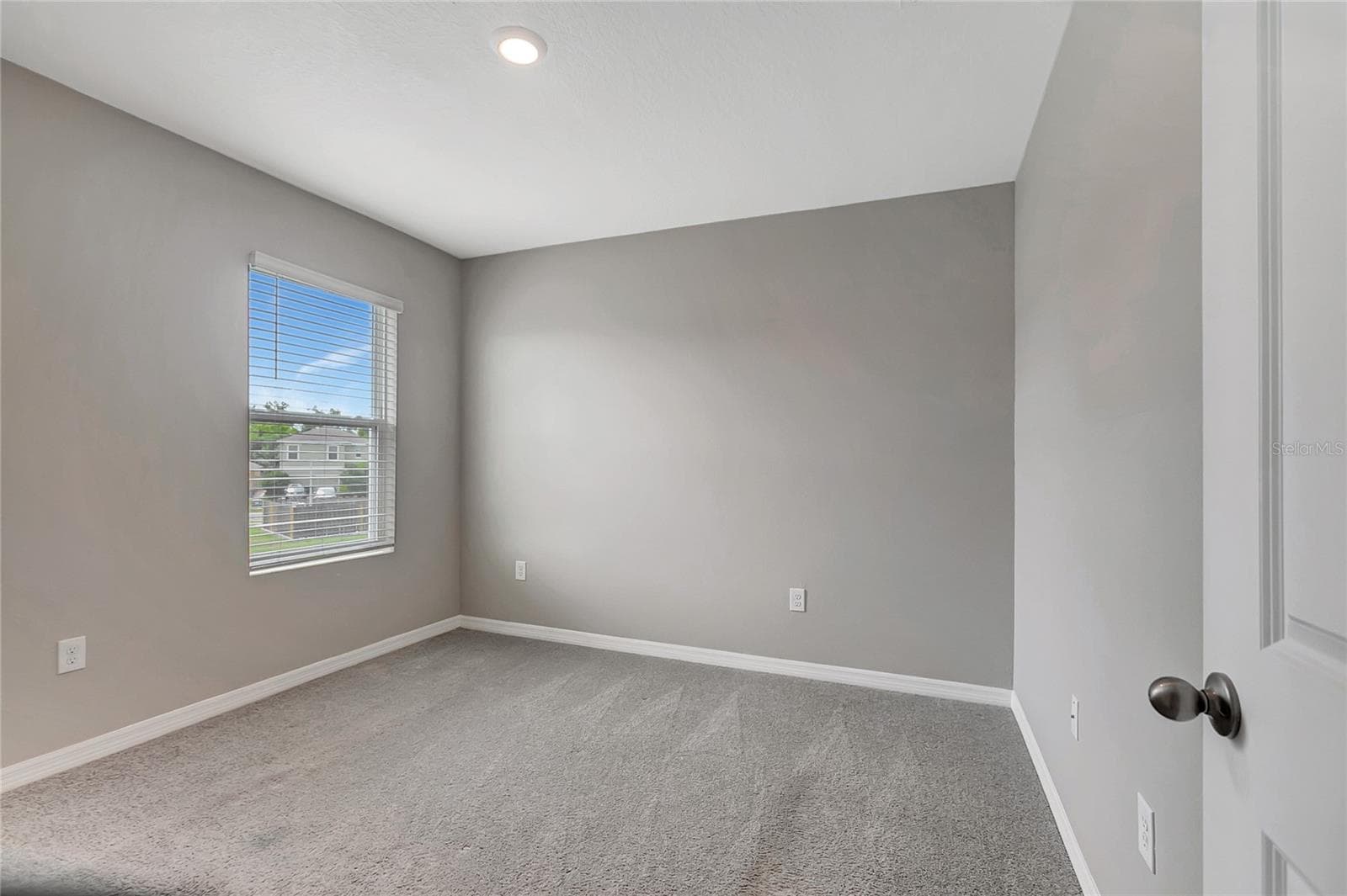 Single Family Residence at 17038 WAVE TRESSLE PL, WIMAUMA, photo 38 of 47