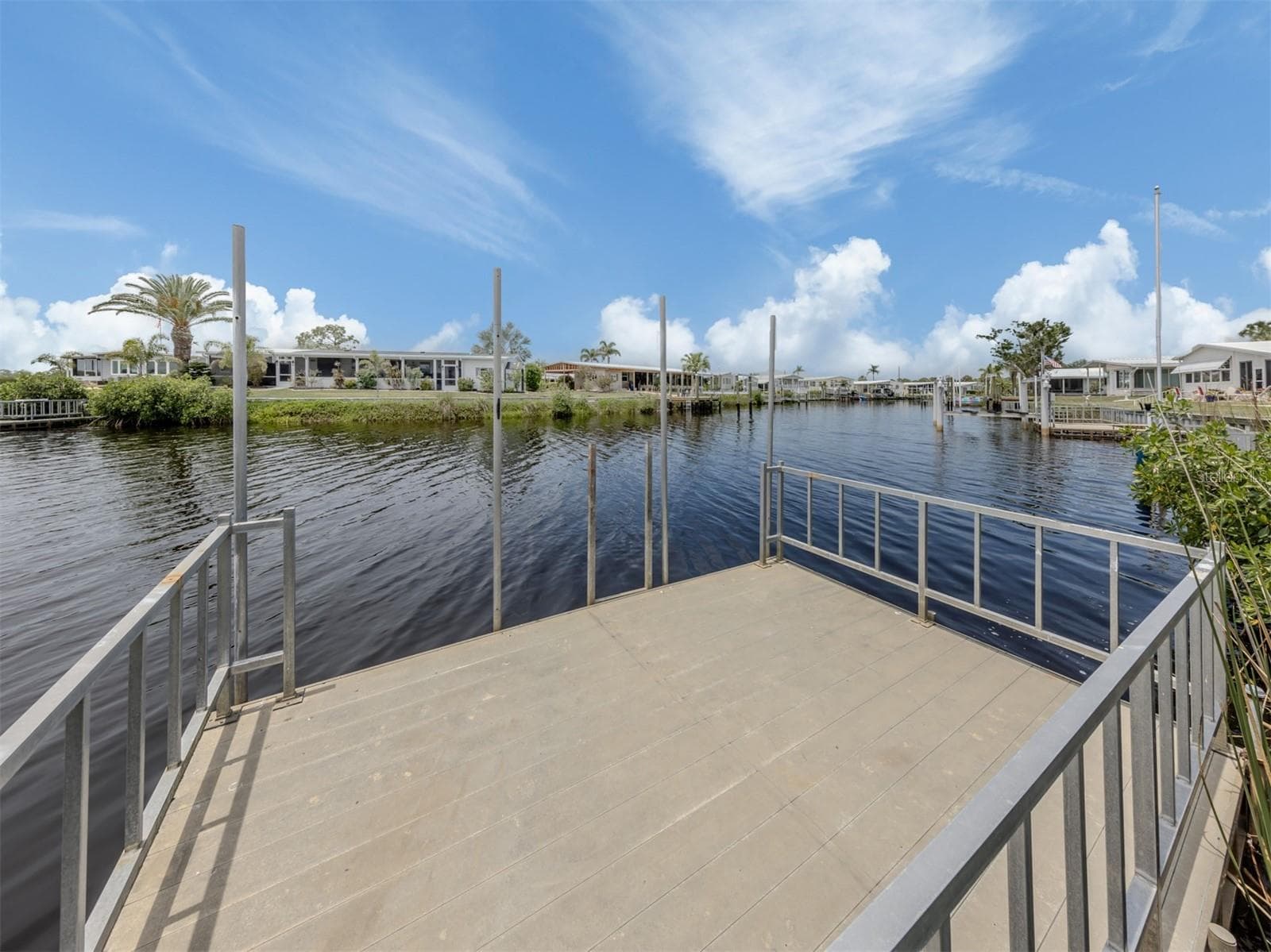 Dock - 132 MARTINIQUE RD, NORTH PORT